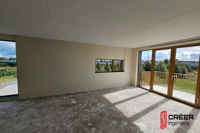 Apartamento T2 em Coimbra finalizado com janelas amplas e luz natural